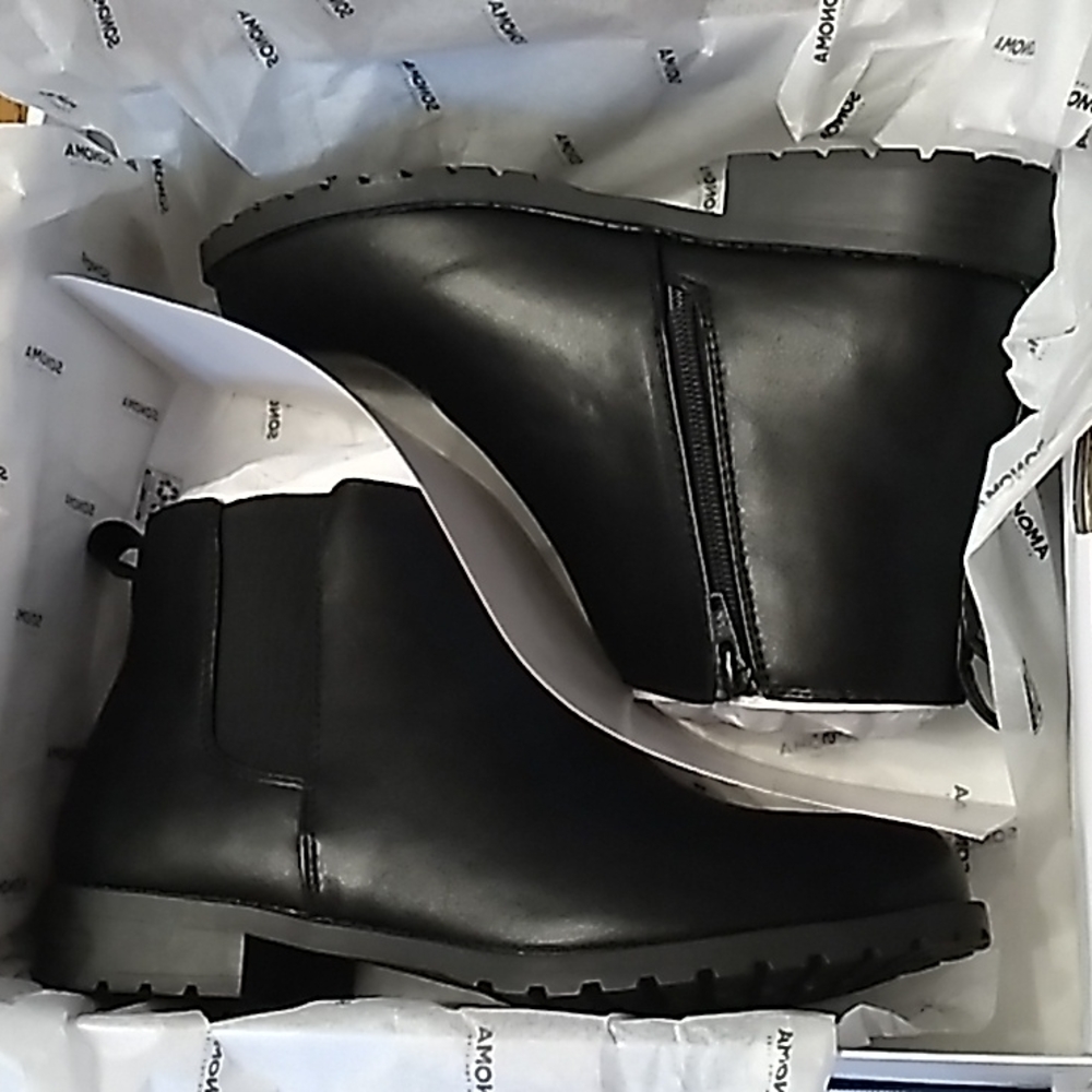 Women's New NIB Sonoma black short boot (bootie) sizes 8, 9 and 10. - Picture 9 of 12